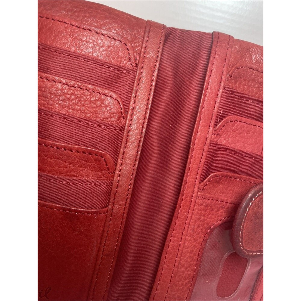 FOSSIL LEATHER WALLET With Heart Vtg Fossil Key Card ID Coin Organizer - Picture 11 of 12